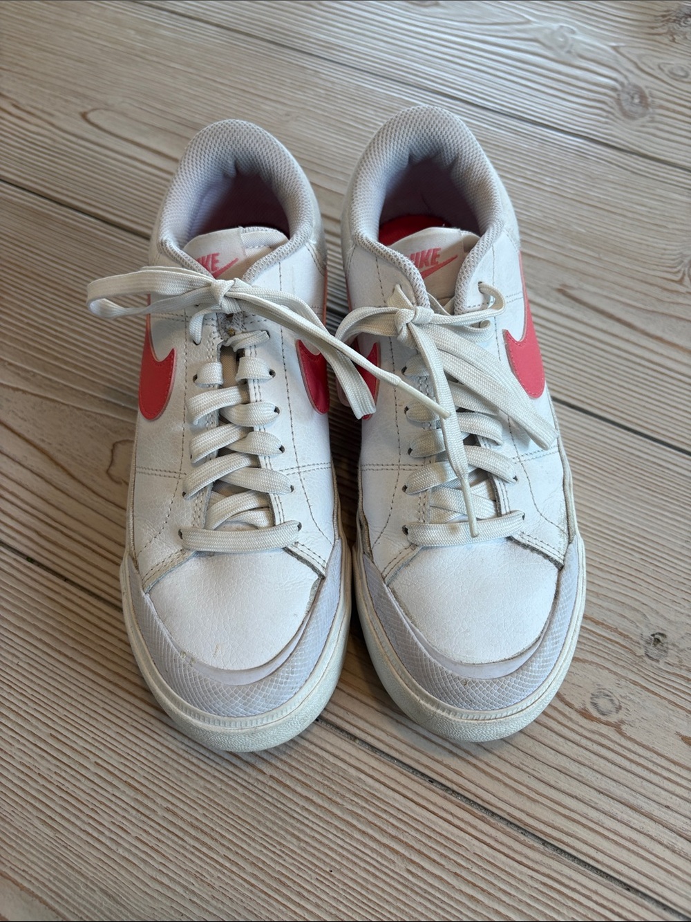 Nike court legacy light White Sneakers with Pink Swoosh - Picture 3 of 5